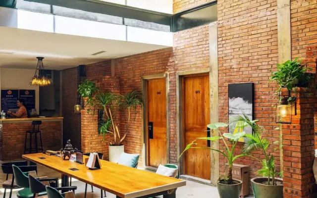 PUREMIND Loft Hotel