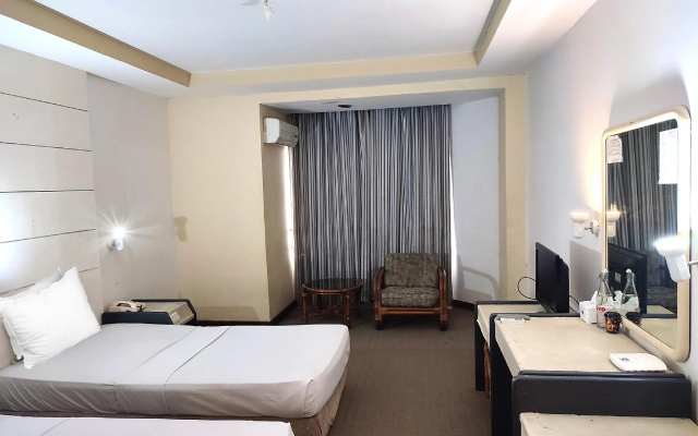 Benakutai Hotel and Apartemen – Guest Rooms – Balikpapan