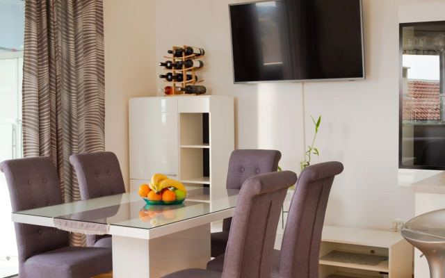 Urban City Apartment