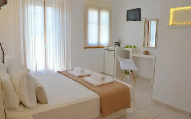 Niki Rooms