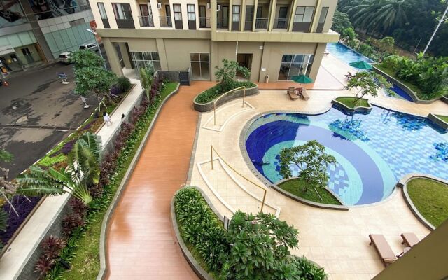 Fancy And Nice Studio At Transpark Cibubur Apartment