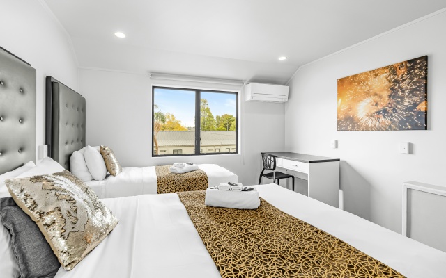 Auckland Airport Motel – Guest Rooms – Mangere