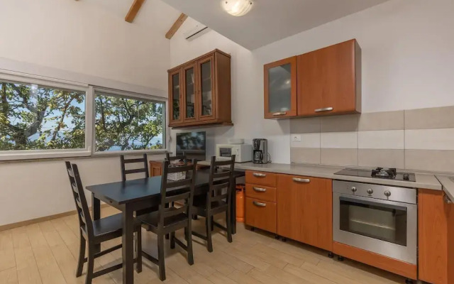 Stunning Apartment in Njivice With Wifi and 2 Bedrooms