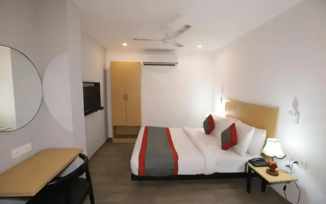Qotel Hotel La Sarane Preet Vihar