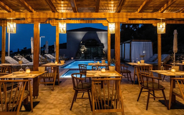 Avaton Suites & Villa Philian Collection