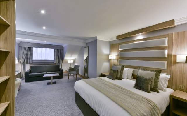 Holiday Inn Manchester - Oldham by IHG