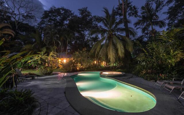El Nido Jungle Lodge