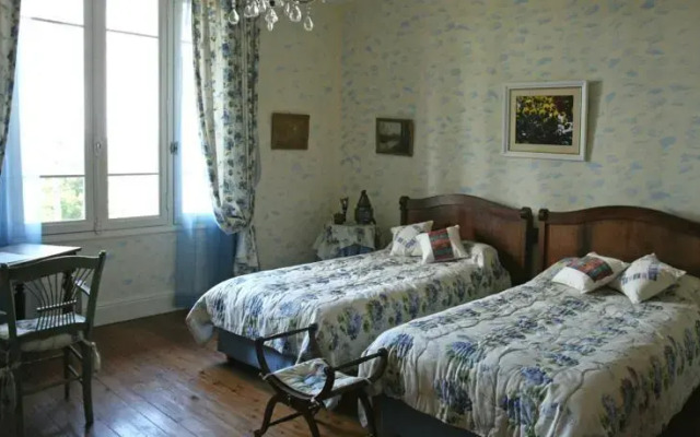 Chambres dHôtes Fondragon les Cedres