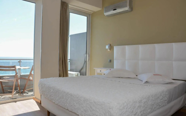 Scorpios Hotel