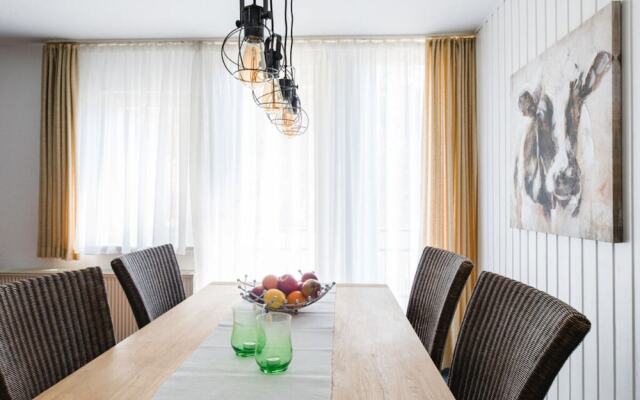 on the Sunny Slope Modern Retreat