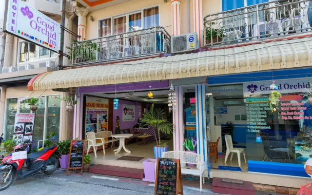 Hotel Grand Orchid Inn