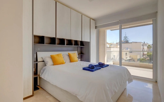 Cosy 1BR Apartment in Central St Julian s