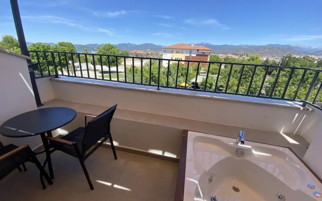 Avilia Suites