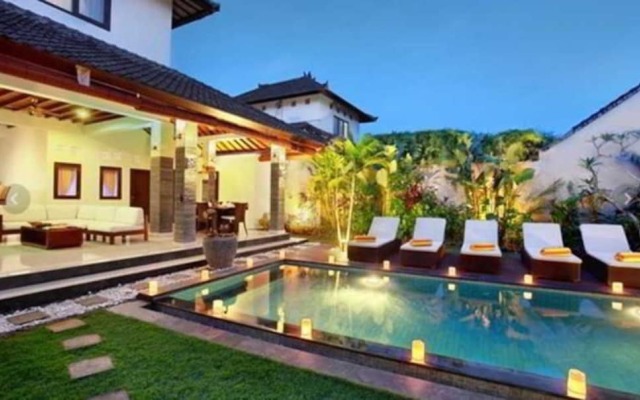 Villa Adhyatma