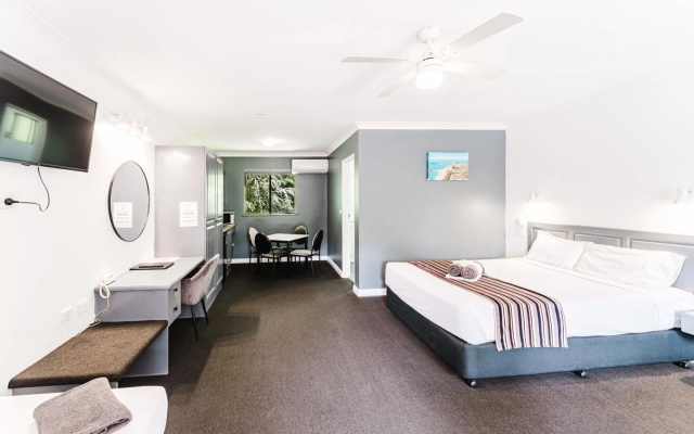 Country 2 Coast Coffs Harbour Motor Inn – Guest Rooms – Coffs Harbour