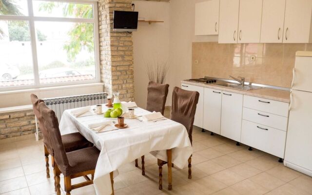 Captivating Holiday Home in Pakostane With Swimming Pool