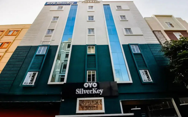 Silverkey Execut. stays 28060,Gachibowli,JV colony