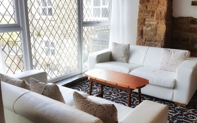 Grains Bar Hotel