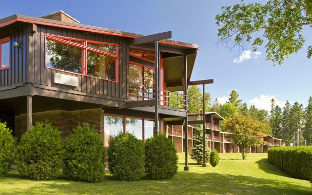 Lake House at High Peaks Resort