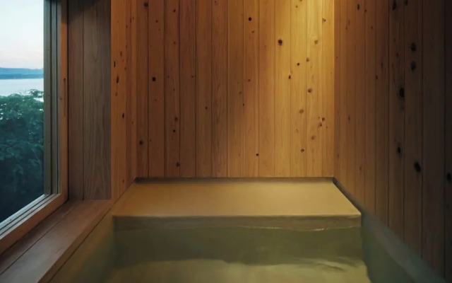 YAWN YARD Kouri Island