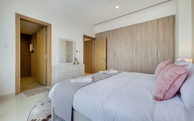 GreenFuture - Stylish Apartment With Panoramic City Views