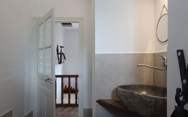 Charming Holiday Home in Poli With Terrace