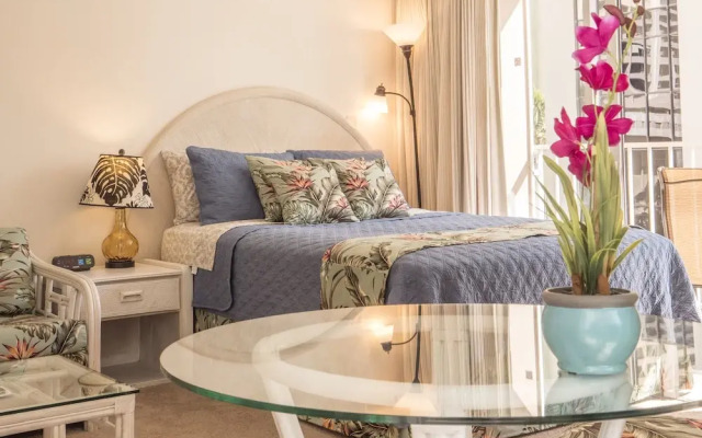 Tropical Studios at Marine Surf Waikiki