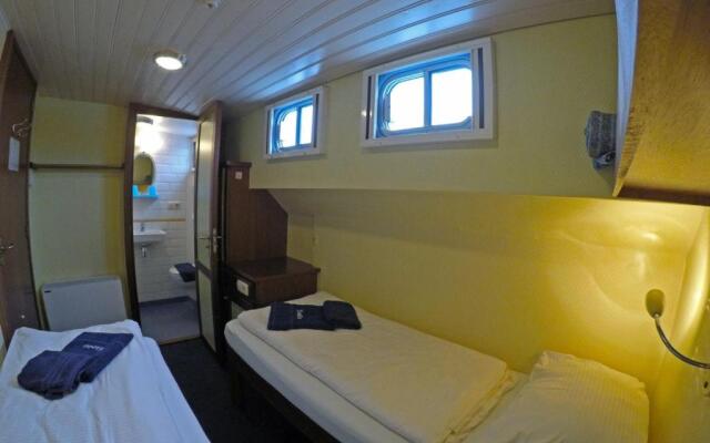 Botel Elodie