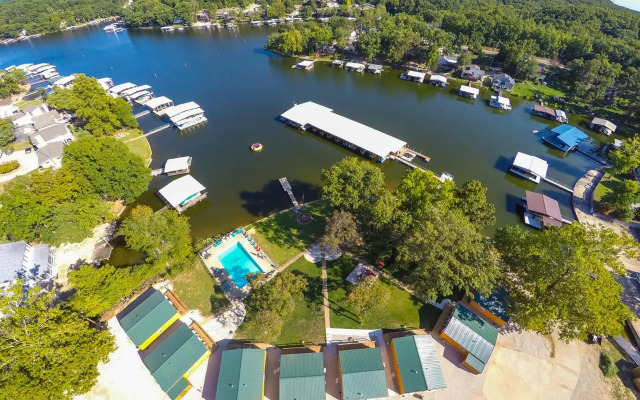 Buddy's Harbor