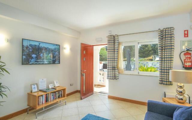 Casa Monte Cristo Apartments - Plum