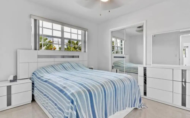 Luxurious 4BD Villa Top Amenities Pool