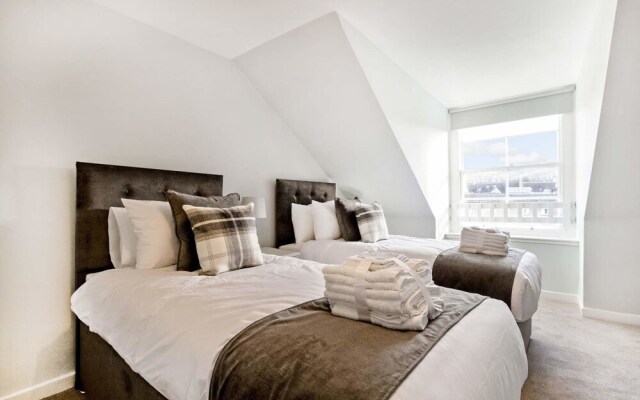 Stunning Interior Designed Apartment
