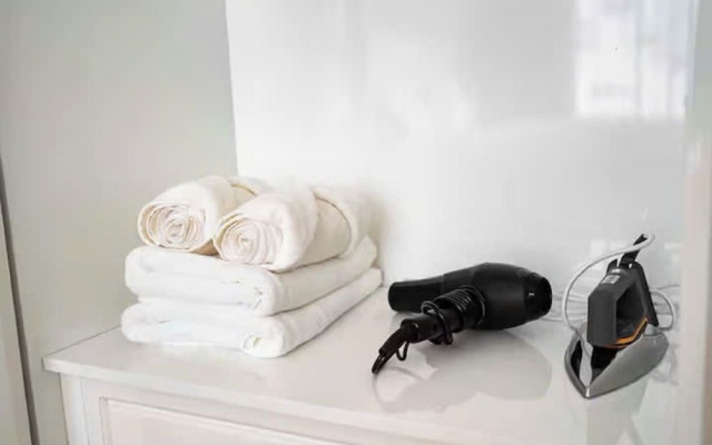 Vertex Luxstay L'eman The MarQ Residence – Guest Rooms – Ho Chi Minh City