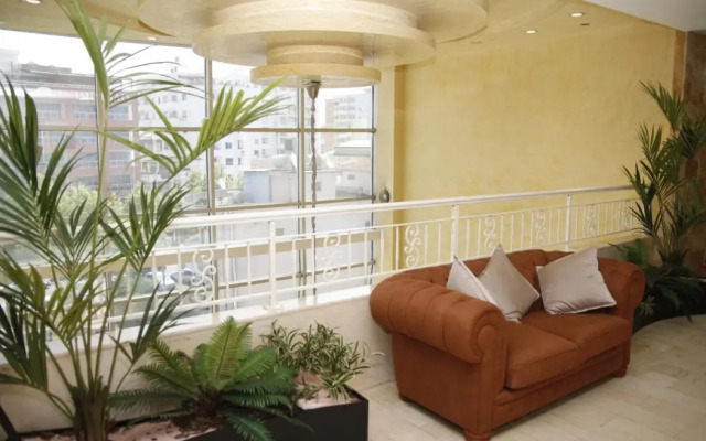 AMH Hotel