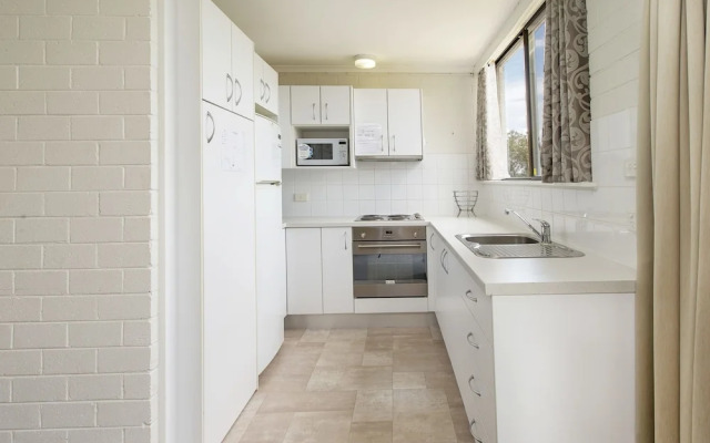 Tanderra 10 on Park Road