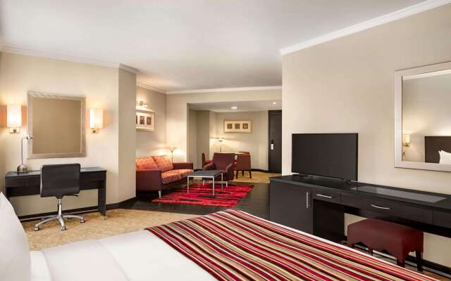 Ramada Plaza by Wyndham Dubai Deira