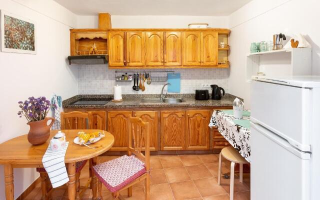 Tabaiba Guesthouse