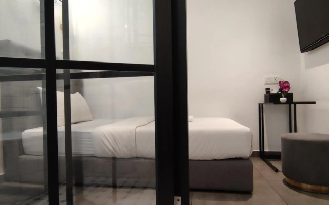 Z Hotel