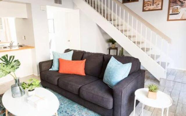 Remodeled Townhouse Close to Old Town Scottsdale
