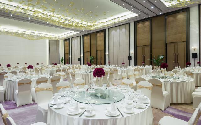 Crowne Plaza Yibin by IHG