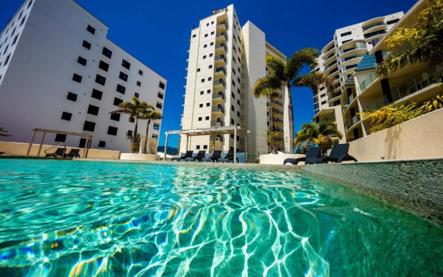 Jack & Newell Holiday Apartments