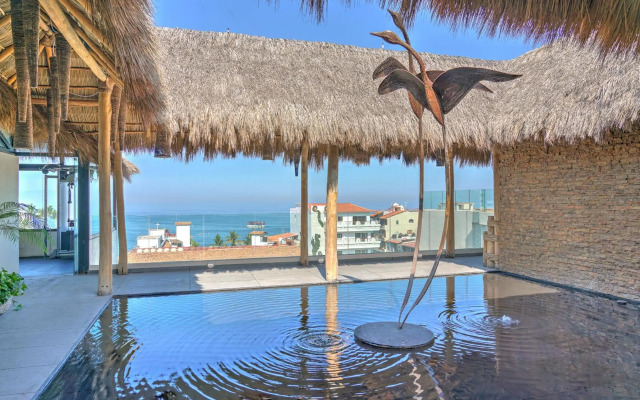 Nayri Life & Spa 108