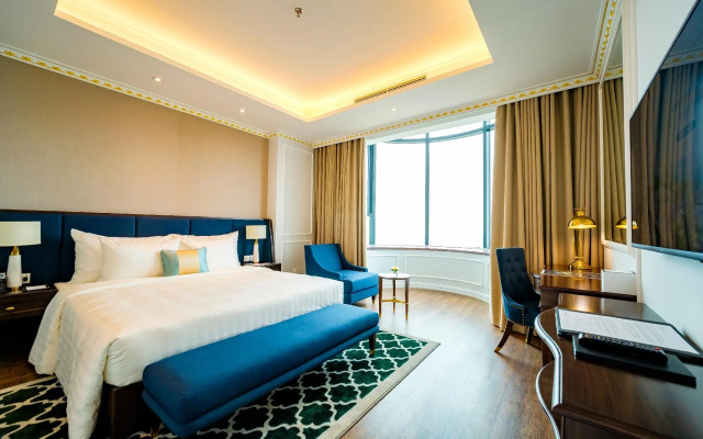 FLC Halong Bay Golf Club & Luxury Resort