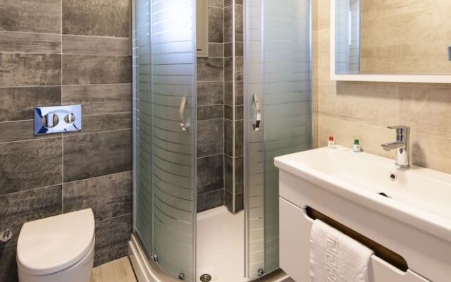 Zula Cesme Hotel