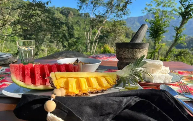 Ella Nine Peaks (Araliya Villa & The Club House)