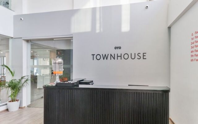 Sumithra Inn by OYO Rooms