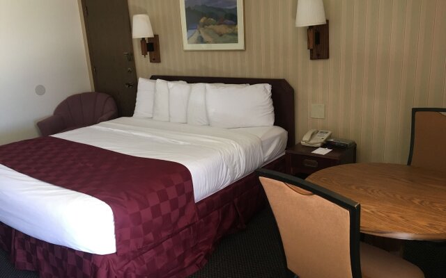 GuestHouse Inn & Suites Fort Collins