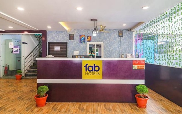 FabHotel Broholic