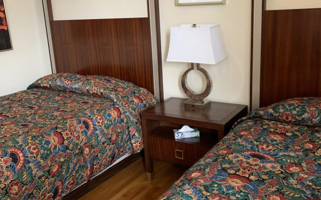 The Kewaunee Inn