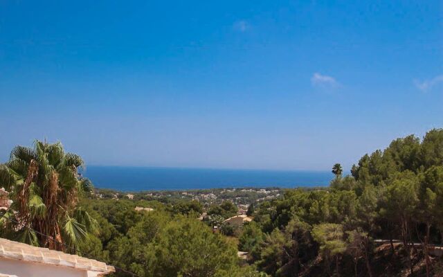 Suerte - sea view villa with private pool in Moraira